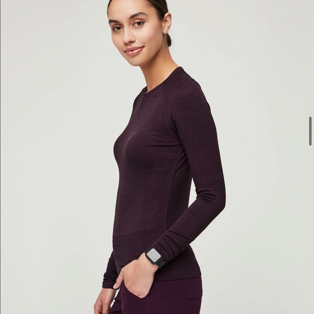 Women's Deep Purple Salta size smalll
